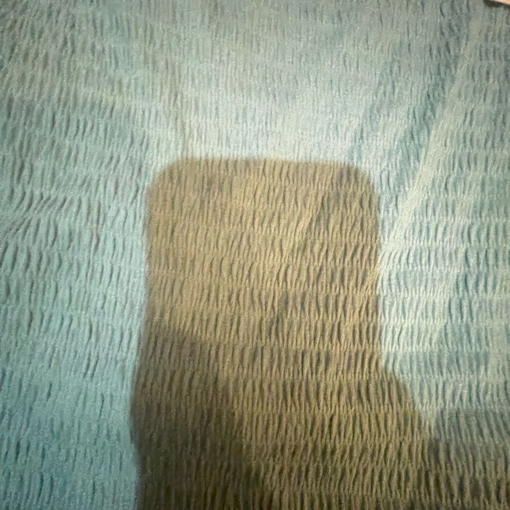 PRETTY Smocked Anthropologie Romance Top! - Picture 4 of 16